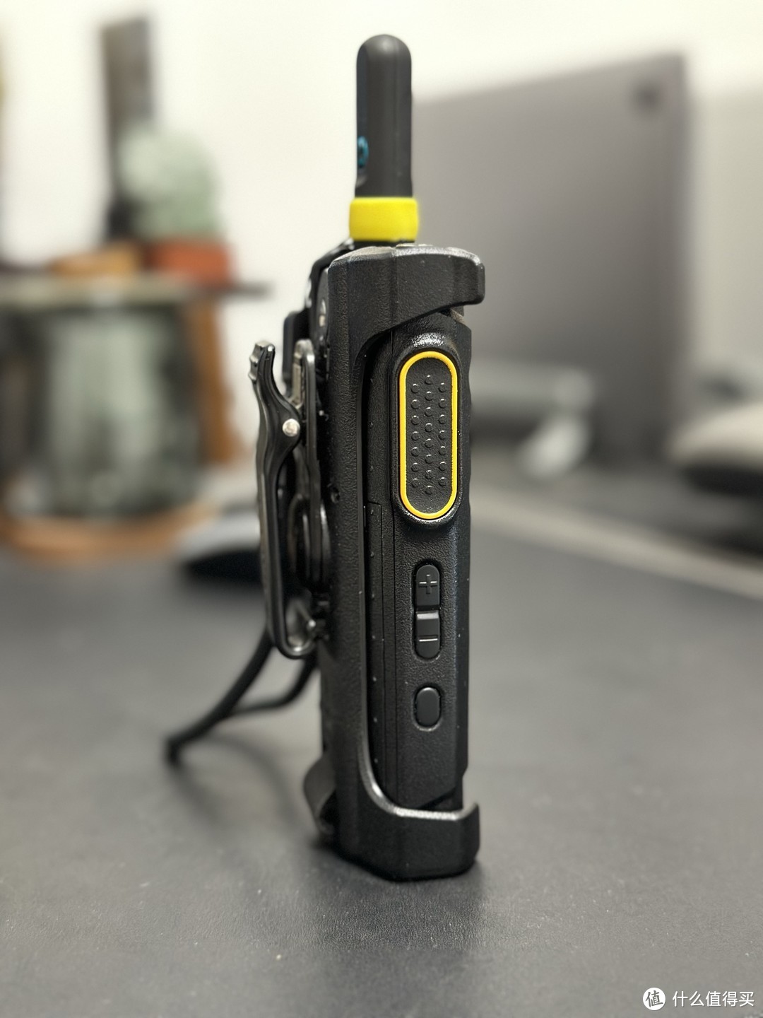 ���b���A��