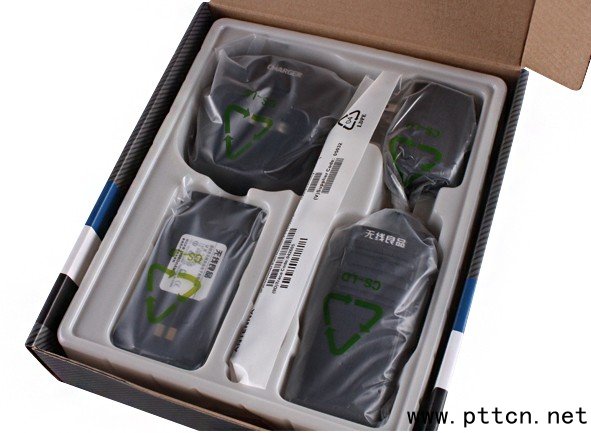 無(wú)線良品VX-1680對(duì)講機(jī)包裝 無(wú)線良品VX-1680對(duì)講機(jī)包裝