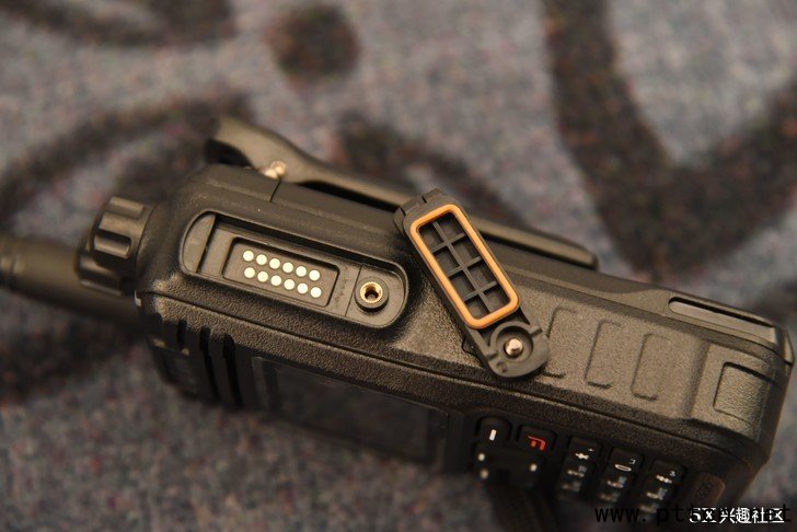 北峰DMR BF-TD511數(shù)字對講機